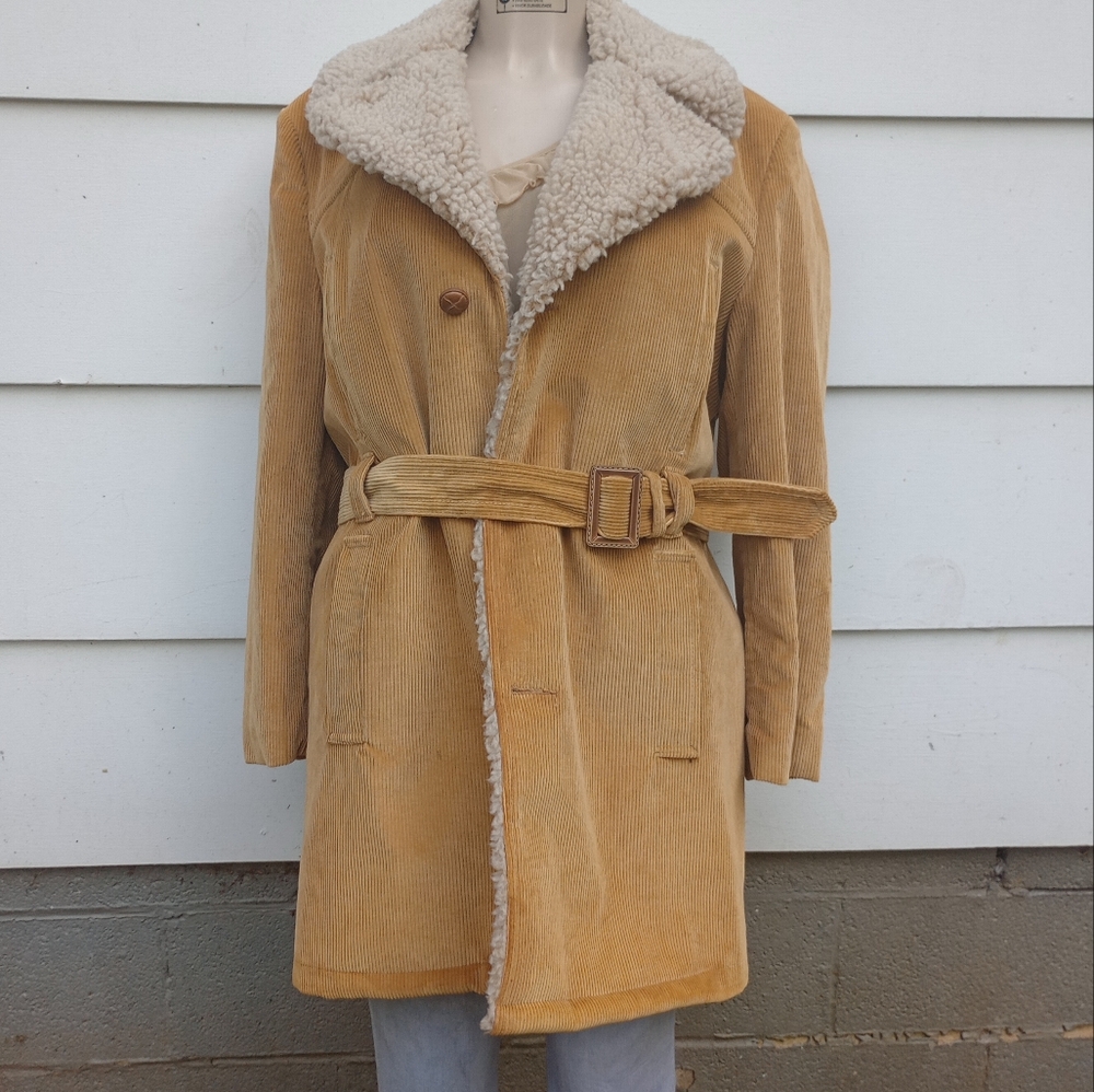 Vintage Corduroy Sherpa Lined Coat